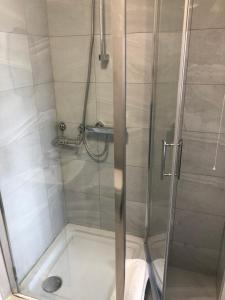 Parkwood Hotel - Nearby Attractions