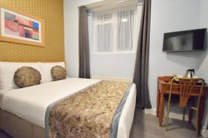 Pembridge Palace Hotel - Policies and Rules