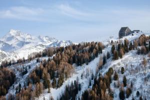 Pierre & Vacances Premium Les Hauts Bois Residence - How To Book Your Stay