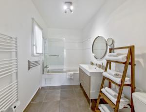 Pierre & Vacances Premium Residence The Villas of Porto-Vecchio - Nearby Attractions