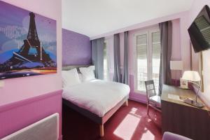 Poussin Hotel - Nearby Attractions and Activities