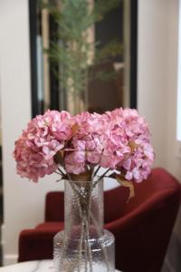 Reem Hotel - Location and Attractions