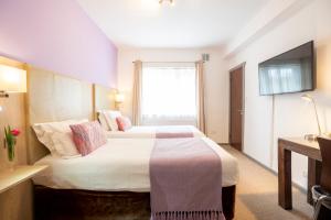 Remont Oxford Hotel - Questions About Staying Here