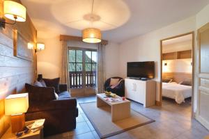 Residence Néméa Le Grand Ermitage - Amenities and Services