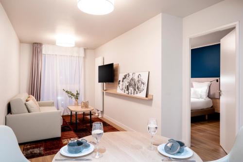 Residhome Saint Ouen - About Staying Here