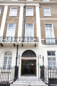 Rose Court Hotel - Location Highlights