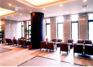 Route Inn Grantia Hakodate Ekimae - Breakfast and Dining