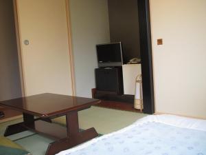 Ryokan Fuji - Facilities and Services