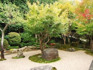Ryokan Shinsen Review - Nearby Attractions