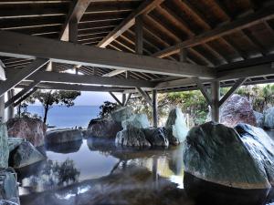 Ryugujo Spa Hotel Mikazuki Ryugutei - Ratings and Reviews