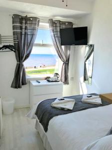 Sandford Promenade - Dining and Cuisine Options