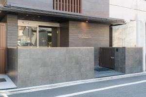 Seiei Hotel Kyoto Kawaramachi - Accessibility and Language Support