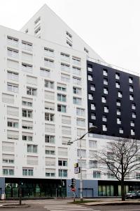 Sejours & Affaires Paris Bagnolet - About Staying Here