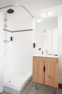 Sejours & Affaires Paris-Malakoff - About Staying Here