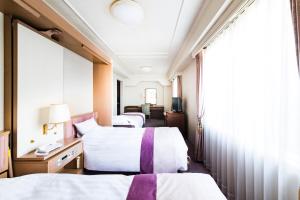 Senri Hankyu Hotel Osaka - Additional Services