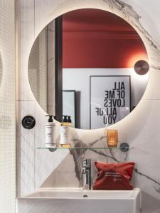 Seven Hotel - Guest Experience