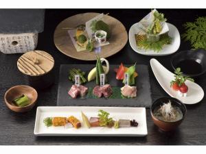 Shiga Park Hotel - Dining and Cuisine