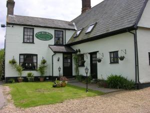 Six Bells Inn - Guest Reviews and Ratings