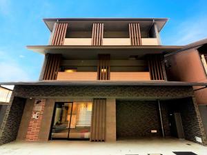 Smart Place Inn Kyoto Nijojo-mae Station - Policies and Booking Information