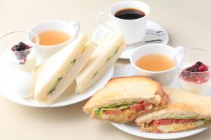 Sotetsu Fresa Inn Shimbashi-Karasumoriguchi - Dining Experience