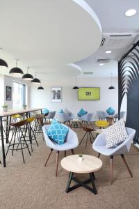 Sunley Hotel - Nearby Attractions
