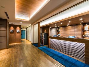 Super Hotel Premier Osaka Honmachi Ekimae Natural Hot Springs - Nearby Attractions and Landmarks