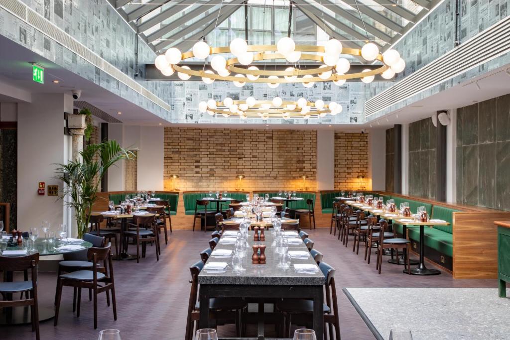 Telegraph Hotel - Coventry - Booking Details