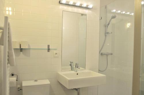 Temporary Cathedral - About Staying Here