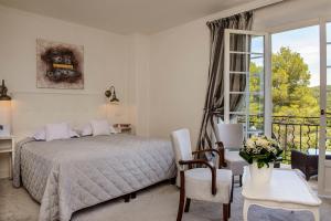 The Bastide De Tourtour Hotel & Spa - How To Book Your Stay