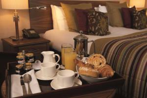 The Bull Hotel; Sure Hotel Collection by Best Western - Amenities and Services