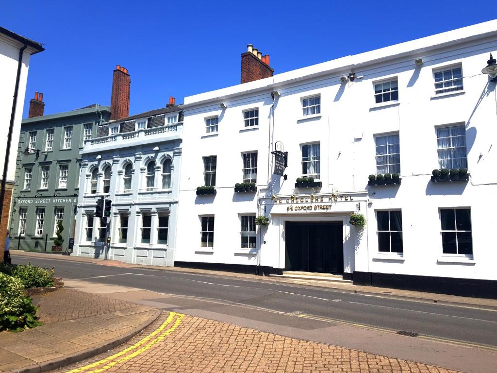 The Chequers Hotel - Nearby Attractions