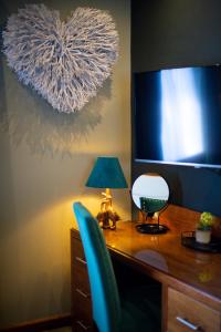 The Devon Hotel - Policies and Procedures