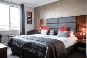 The Fox & Goose Hotel - Guest Reviews and Ratings