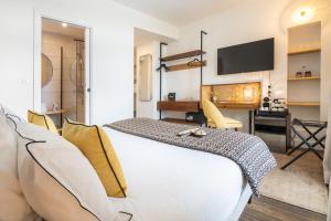 The Gardens of Coppélia - Policies and Additional Details