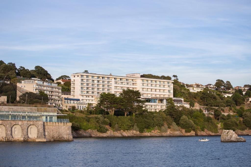 The Imperial Torquay Review