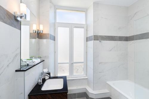 The Jay Hotel by HappyCulture - About Staying Here
