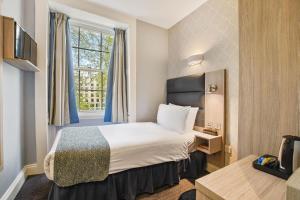 The Judd Hotel - Dining Options and Breakfast