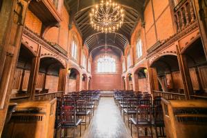 The Pillar Hotel - Dining Options and Recommendations