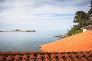 The Relay of the Three Masks - Location and Accessibility