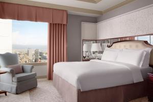 The Ritz-Carlton Osaka - Facilities and Amenities