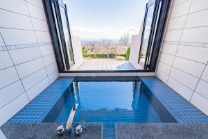 The Salon Izu Kogen Hotels & Resort - Connectivity and Parking
