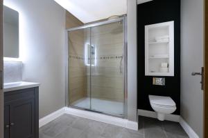 The Stones Hotel - Guest Rooms