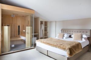 The Terrace - Getting to La Terrasse