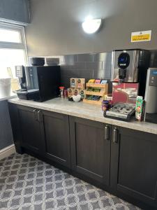 The Villa Hotel - Dining Options