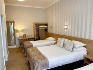The Westlynne Hotel & Apartments - Accessibility and Transport