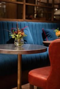 The White Hart Hotel Lincoln - Location and Nearby Attractions