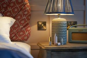 The White Horse - Facilities and Services