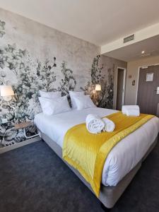 The Workshops - How To Book Your Stay