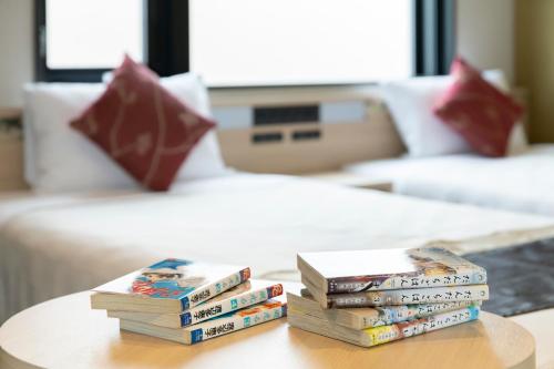 TheHedistarHotel KyotoNijo Comic&Books - Room Amenities