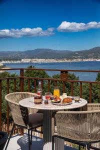 Tinah Saint-Tropez - How To Book Your Stay